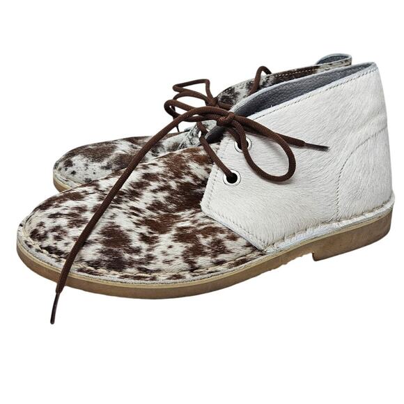 Uwezo 12 Desert Boot Cowhide Calf Hair Leather Western Boho Cowboy Rodeo - Picture 1 of 6